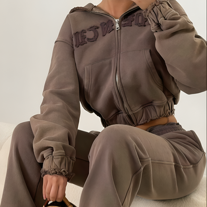 Elnera Viral Sweatsuit